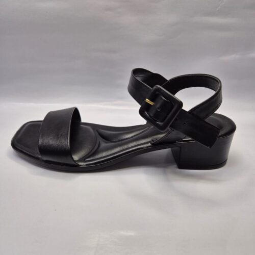 Sandália Feminina Via Scarpa Cor Preto 8667
